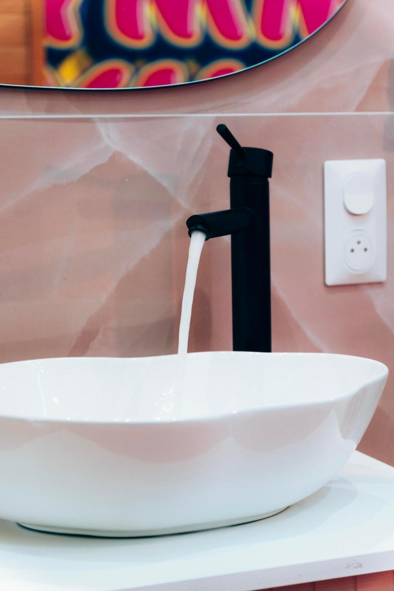 Capsule Bonbon - Balneo - Sauna - Billard - Nintendo Switch Douai Ngoại thất bức ảnh